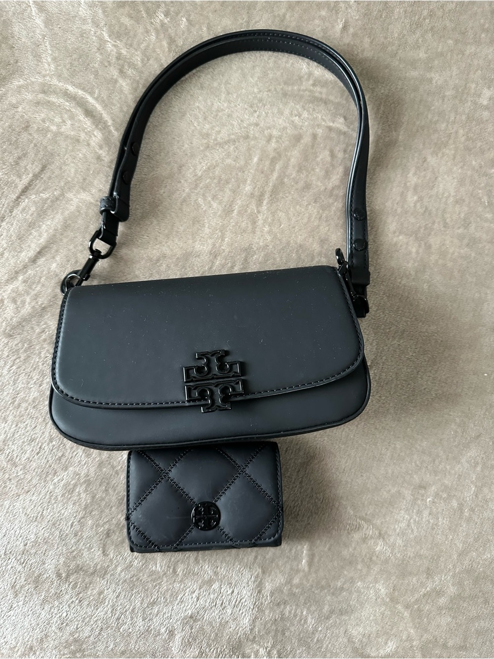 Tory Burch Black Leather Shoulder Bag with Quilted Coin Pouch